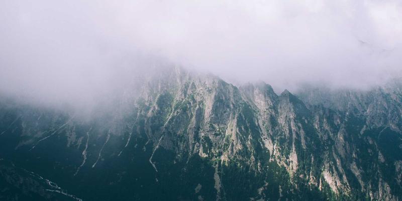 义乌库存尾货掘金新思维：数据化选品与育英科师教育咨询的跨界实战