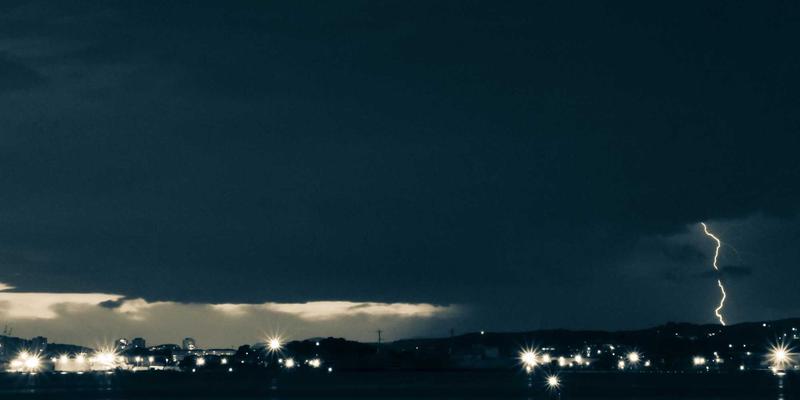 育英科师解析：义乌外贸企业汇率风险管理实用指南与套期保值策略